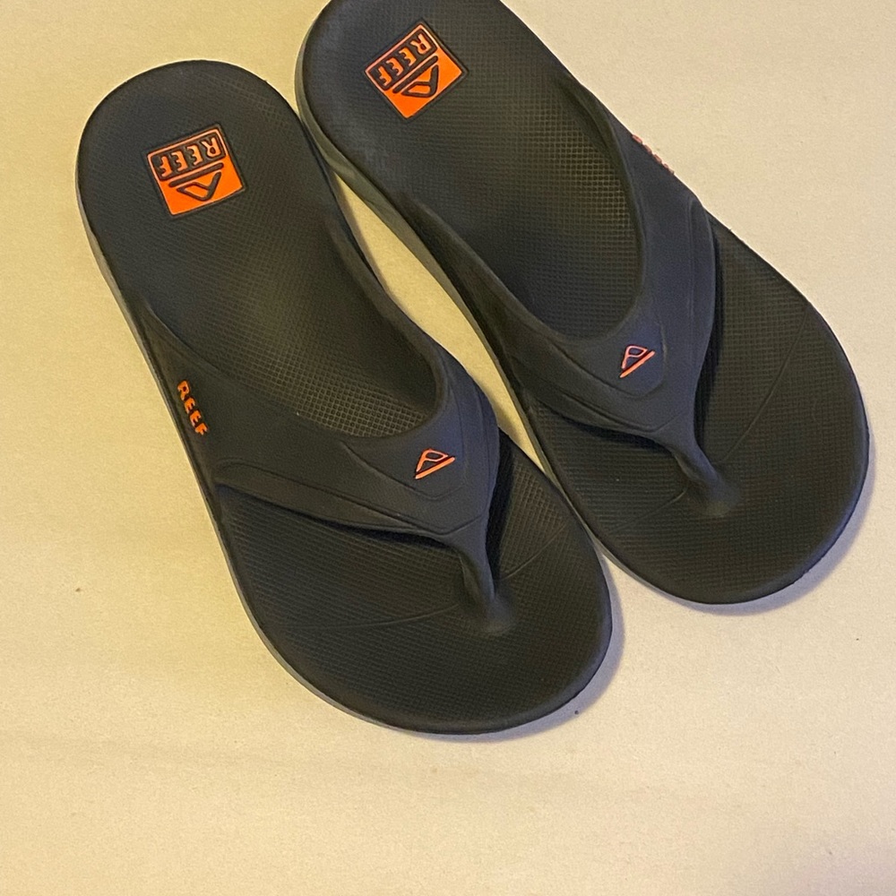 Reef Sandals Size 9